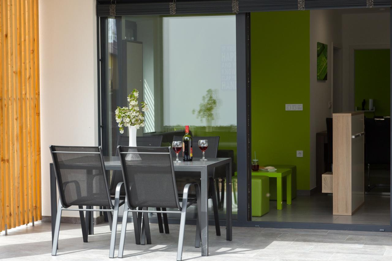 Apartma Mariposa Banovci Exterior foto